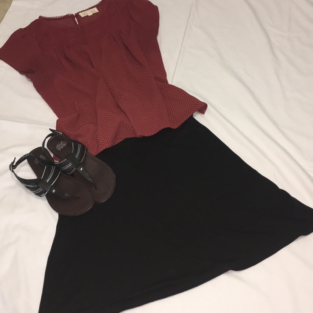 Cute black skirt
